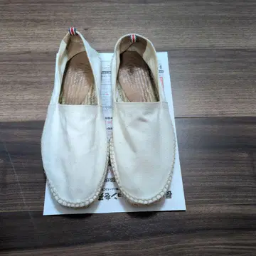 카스타니에르 화이트 캔버스 소재 에스파드리유 42