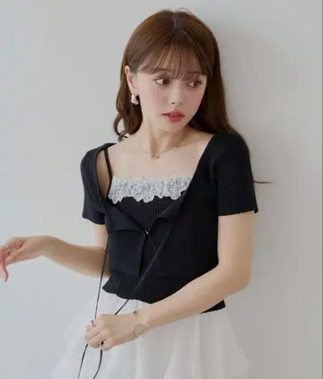 CHICO 숏 카디건 + 레이스 캐미 세트