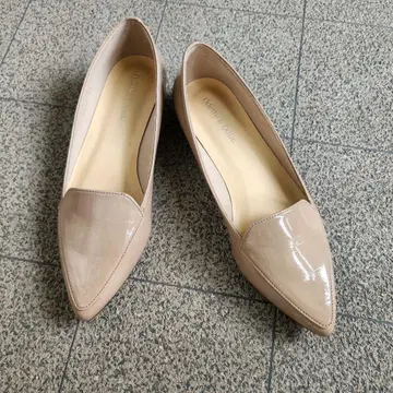 새상품급 오데뜨 앤 오딜 에나멜 플랫슈즈 23cm 7-715