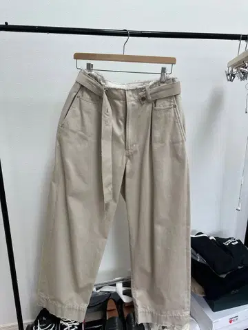 요크 벨트드 와이드 데님