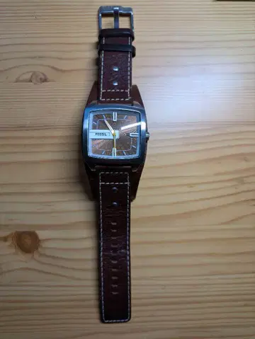 FOSSIL JR9990