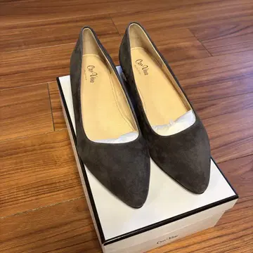 Cor Viva 펌프스 23.5cm 그레이 미사용품