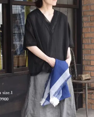 보일 레이스 V넥 레이스 풀오버