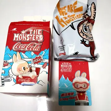 THE MONSTERS 코카 콜라 LABUBU 피규어