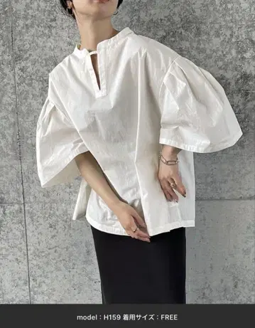 택 포함 새상품 select MOCA by son 턱 슬리브 스모크 셔츠
