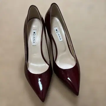 DIANA 다이애나 포인트 토 펌프스 와인 레드 진한 레드
