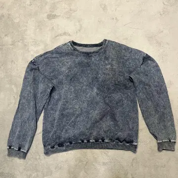 데님 다크 블루 무지 크루넥 트레이너