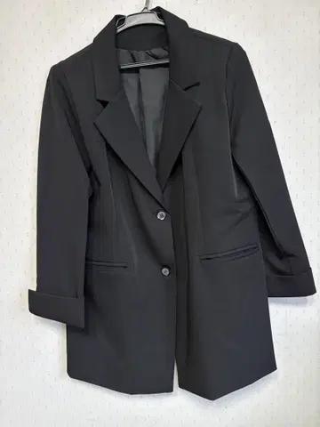 블랙 테일러드 재킷