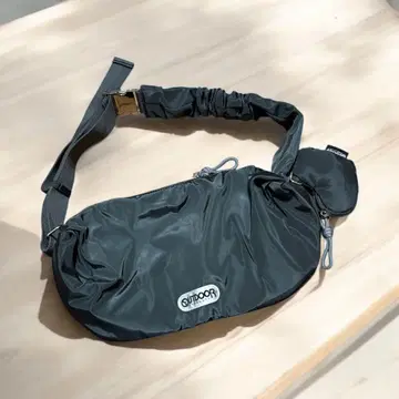 OUTDOOR LEE 특별 주문 보디 백 스미크로