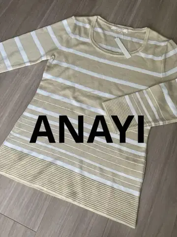 [ 택 포함 새상품 ] ANAYI U넥 니트 반소매