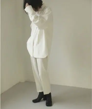 TODAYFUL 센터 프레스드 팬츠 팬츠 흰색