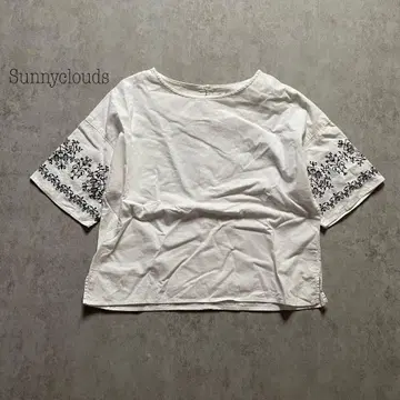 써니클라우드 소매 자수 블라우스 화이트 코튼 MP