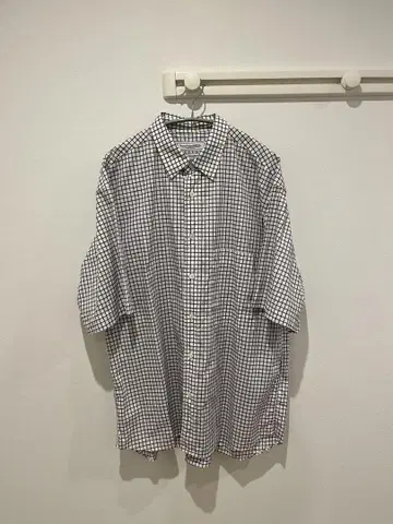 UNIVERSAL PRODUCTS x THOMAS MASON 반팔 셔츠