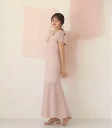 무게트 크로셰 짜기 원피스 베이지