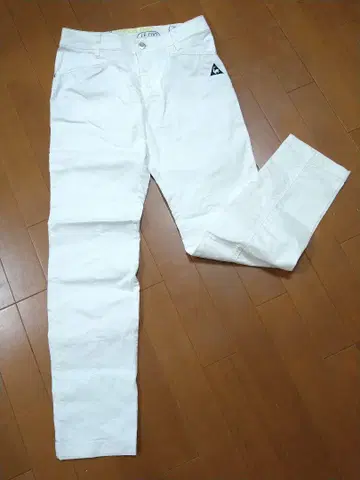루코크스포르티브 여성용 팬츠 화이트 M 사이즈