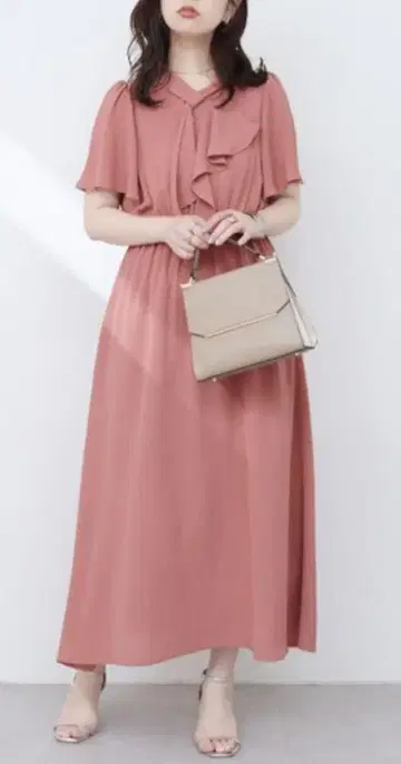 핑크 프릴 장식 셔츠 원피스 반소매