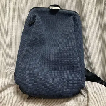 ARTPHERE 네이비 백팩 Tondo fit L 사이즈