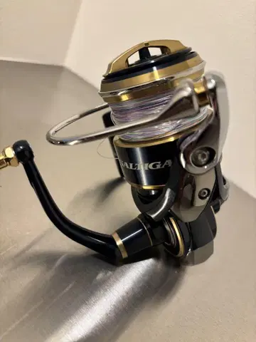 20SALTIGA 8000h 스핀 캐스팅 릴