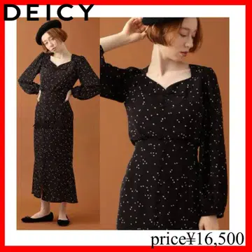 DEISY 데이시 도트 무늬 하트넥 블라우스 M 사이즈 블랙
