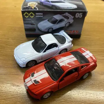 토미카 명탐정 코난 머스탱 RX-7 아카이 슈이치 아무로 토오루