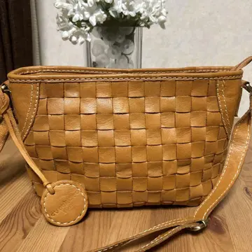 쥬케로 필라토 숄더백 미사용