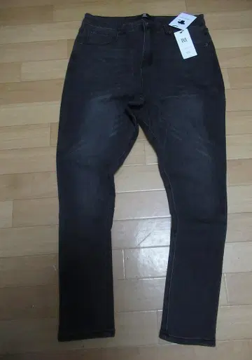 M460 캄비오 새상품 USED 가공 스트레치 살루엘 블랙 데님 팬츠 L