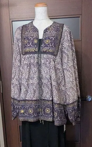 8/14까지 라빠르망 Indian Cotton Blouse 미사용