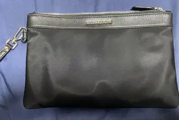 MICHAEL KORS 블랙 클러치백