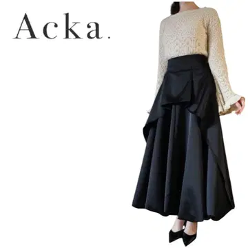 [ Acka. ] balloon satin 스커트 블랙 새상품