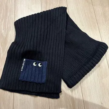 ANYA HINDMARCH 네이비 머플러