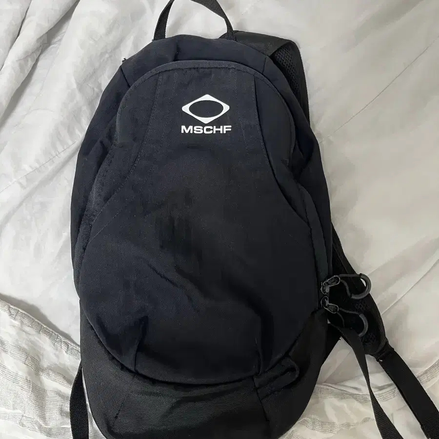 ☆韓国の人気☆【MISCHIEF】☆Rhombus Backpack Blac.k 韓国の人気 ☆韓国の人気☆【MISCHIEF】☆Rhombus Backpack Blac.k 韓国の人気