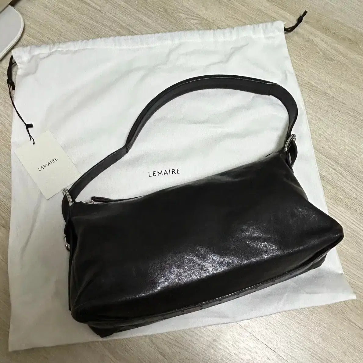 LEMAIRE BELTED HOBO BAG ダークブラウン ルメール LEMAIRE BELTED