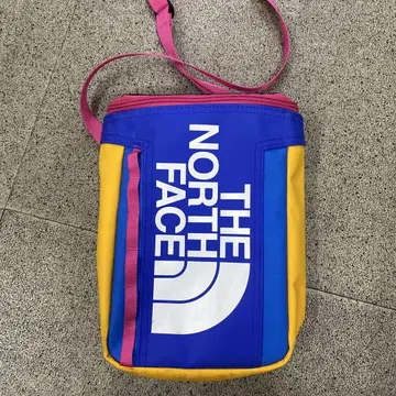 THE NORTH FACE 휴즈 박스 포치