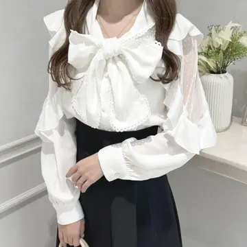 닷 시어 보타이 블라우스