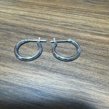 플래티넘 후프 귀걸이 중형 후크식