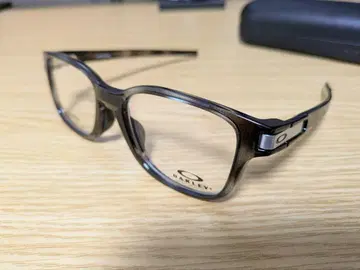 OAKLEY LATCH 스퀘어