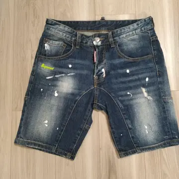 DSQUARED2 데미지 가공 데님 숏팬츠