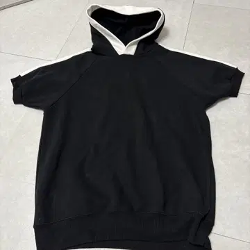 Rady 후드 부착 숏 슬리브 후드티 M 블랙