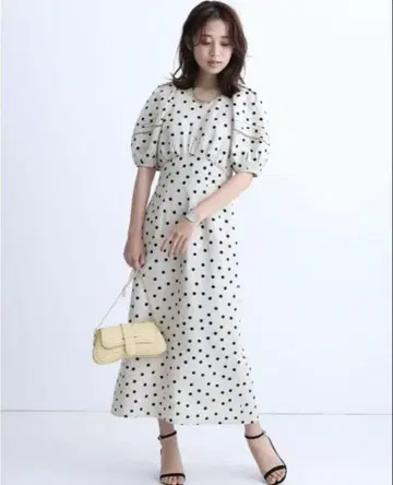 물방울 무늬 반팔 롱 원피스