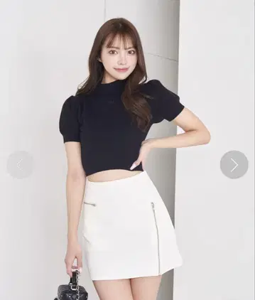 다리치 darich DD 로고 반소매 니트 톱