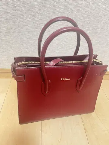 [ 새상품급 ] FURLA 핸드백 레드