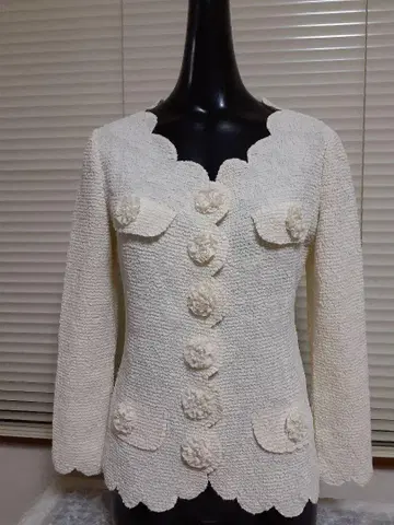 아이보리 스칼라프 네크라인 카디건