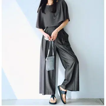 2XL 24SS 극미품 23구 스트레치 조젯 레이어 티셔츠
