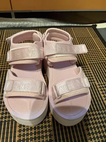 VANS 핑크 통굽 샌들 23cm