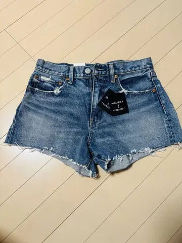 택 포함 새상품! MOUSSY 데님 숏팬츠