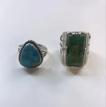 터키석과 그린스톤 링 세트
