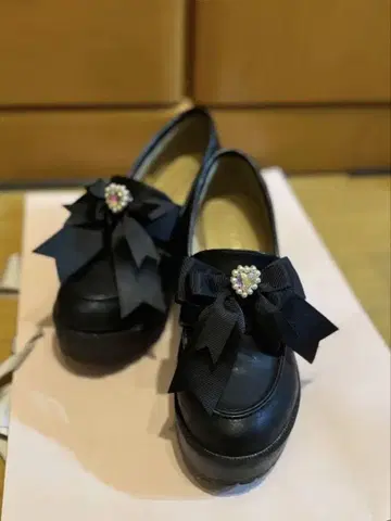 리즐리사 로퍼