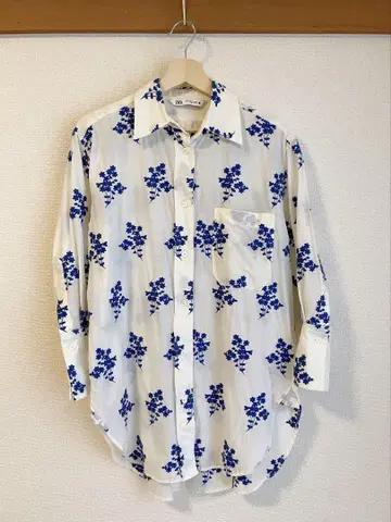 미사용 ZARA 자수 블라우스