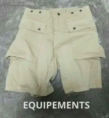 베이지 카고 쇼트 팬츠 EQUIPEMENTS 카고 하프 팬츠