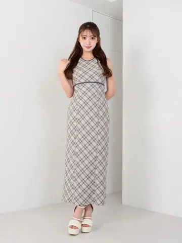 체크 홀터넥 롱 원피스 다리치 darich